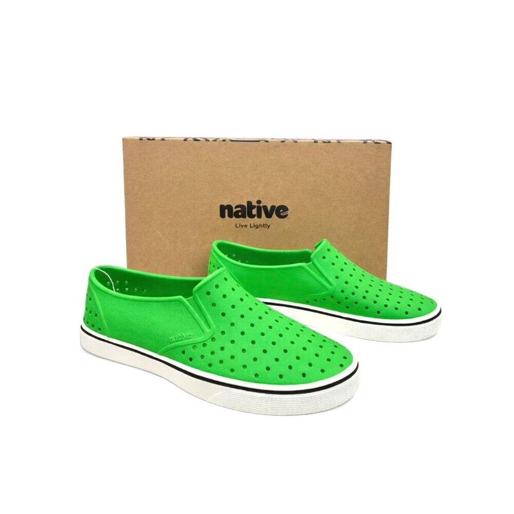 Native Miles Kids Slip-On Water Shoes Size J5 Grasshopper Green Lightweight